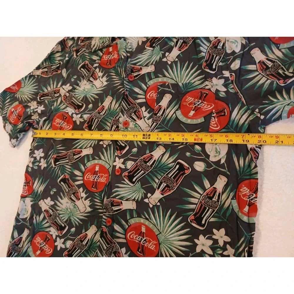COCA COLA Hawaiian Shirt Men's‎ M Multicolor Rayon